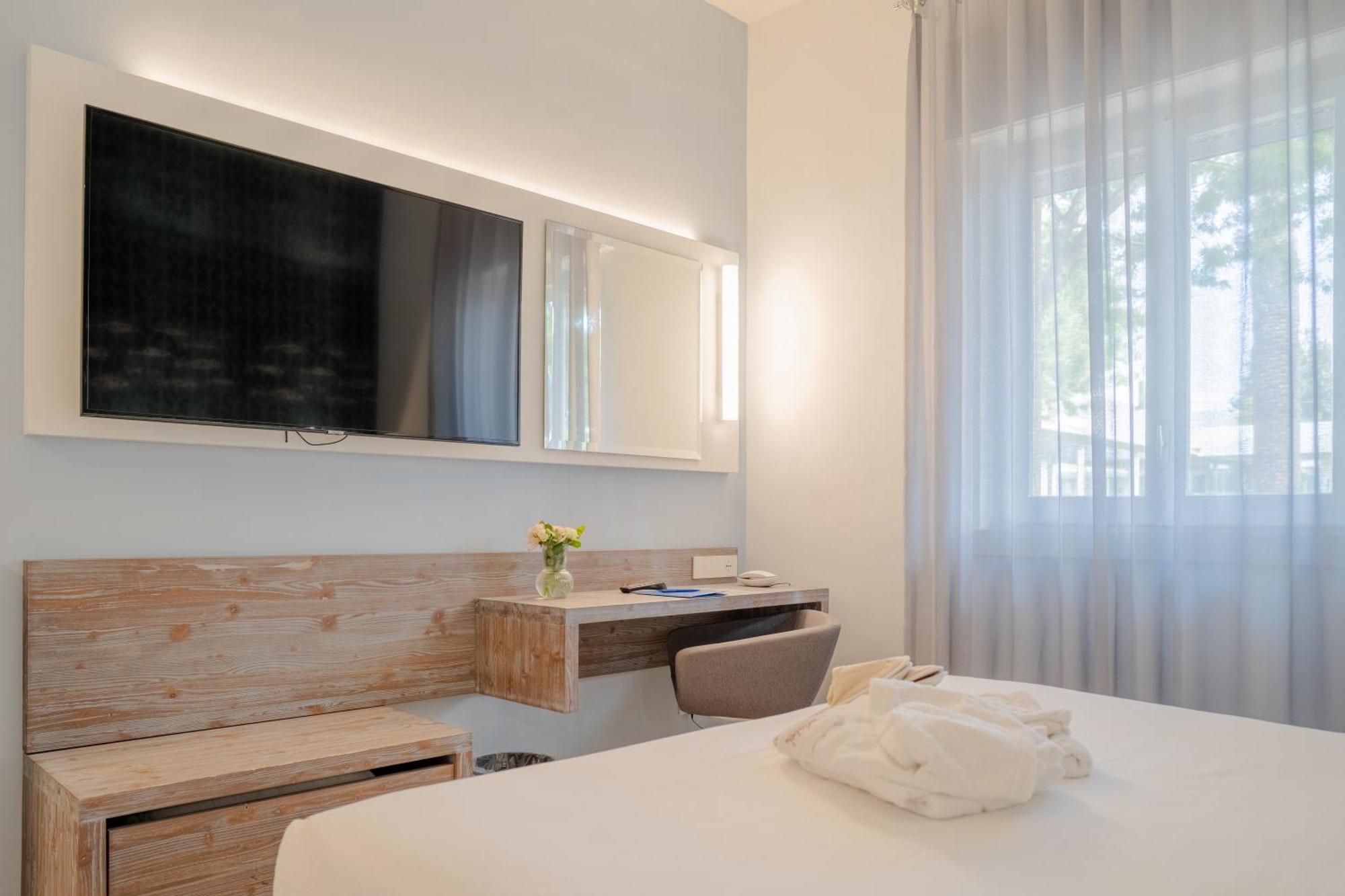 Comfort Double or Twin Room